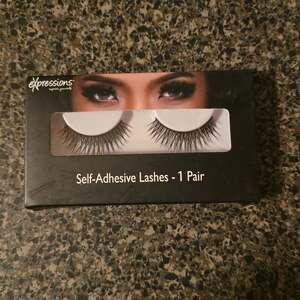 Expressions lashes